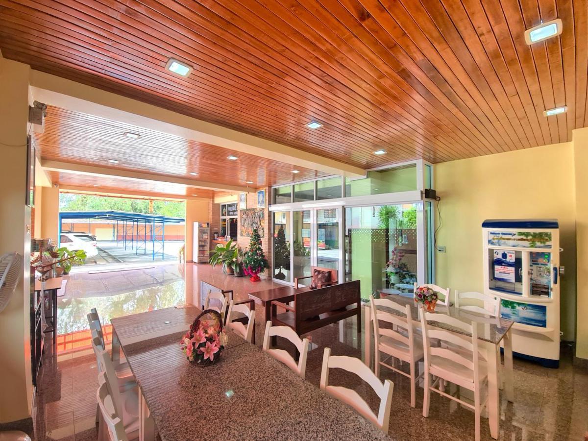 Hotel Jaroonsak Grand Trang Exterior foto
